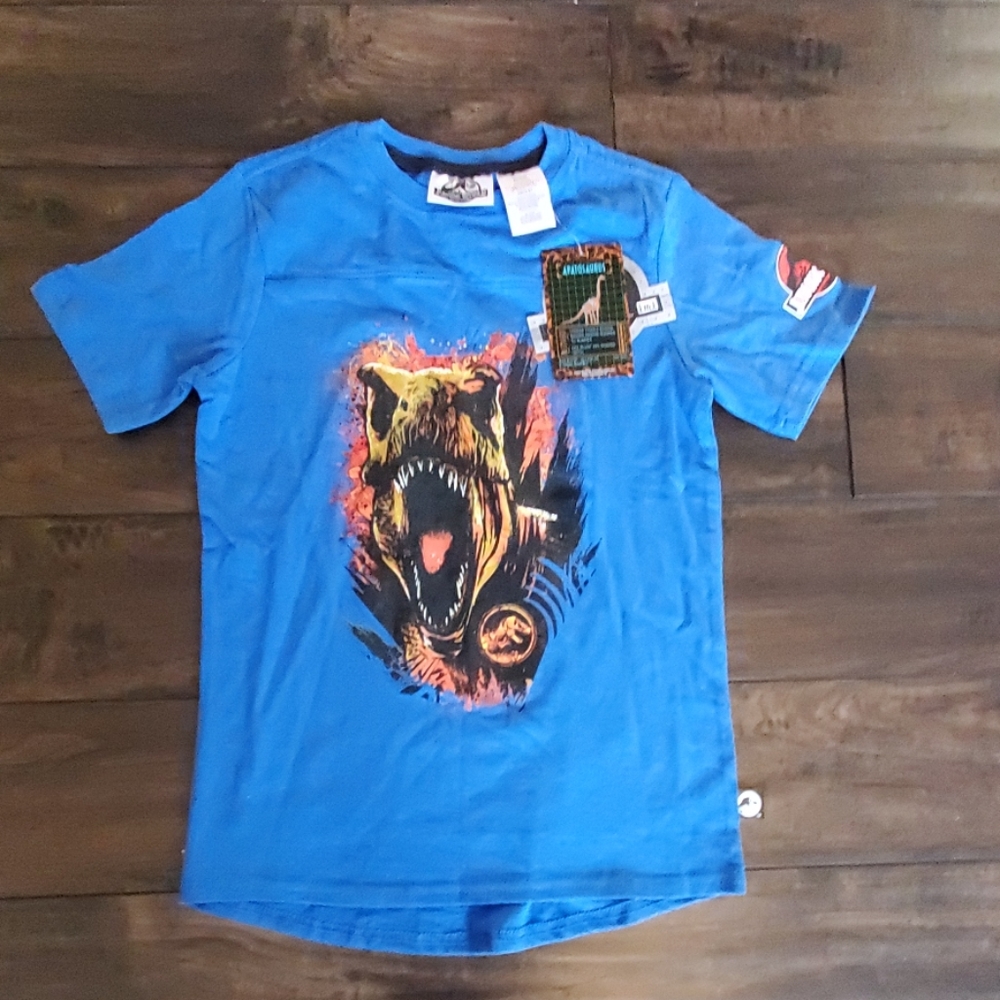 Jurassic World boys 6/7 shirt NEW WITH TAGS